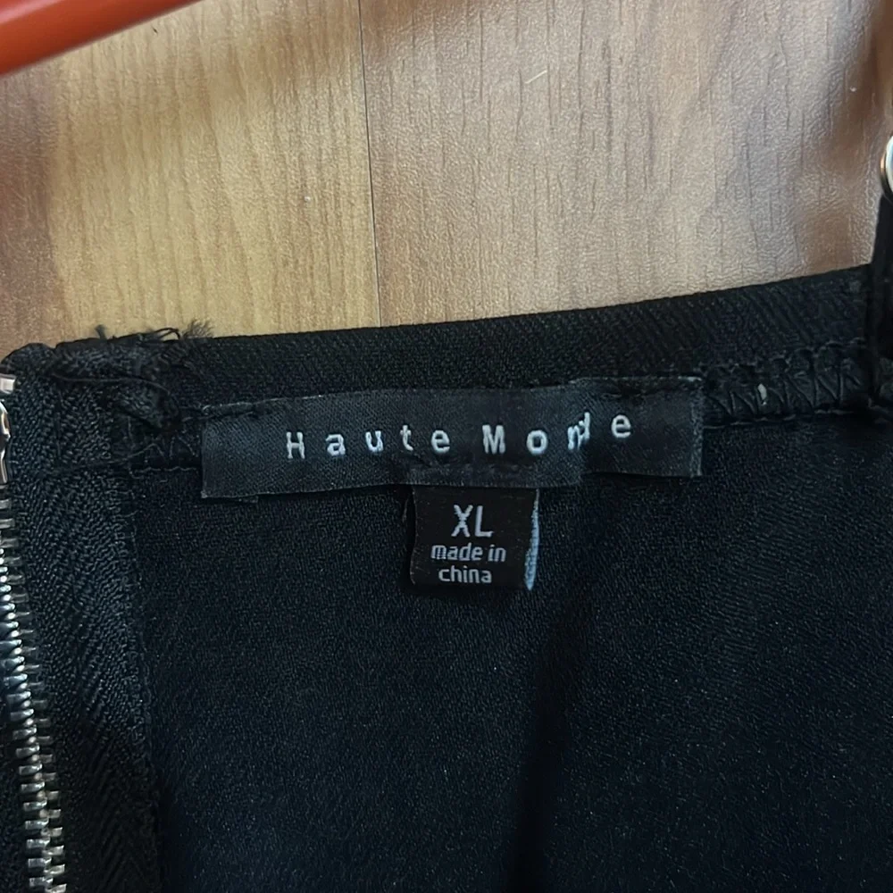 Cute black mini dress - Picture 2 of 2